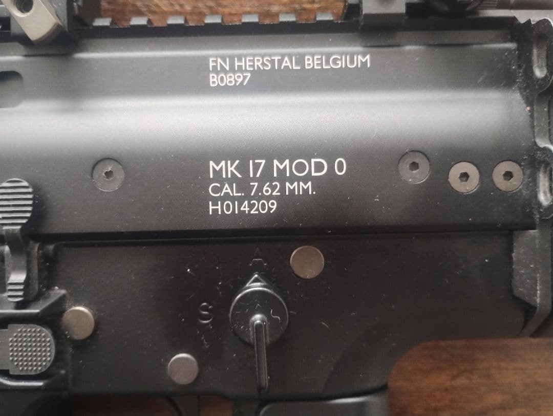 東京マルイ SCARHeavy ハンドガンセット