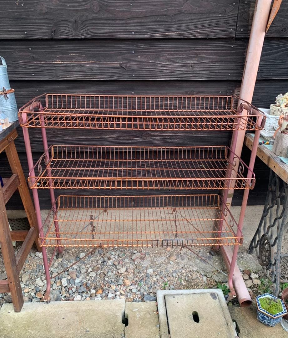 引取り歓迎　ワイヤーラック　古家具　ビンテージ　棚　什器　シャビー