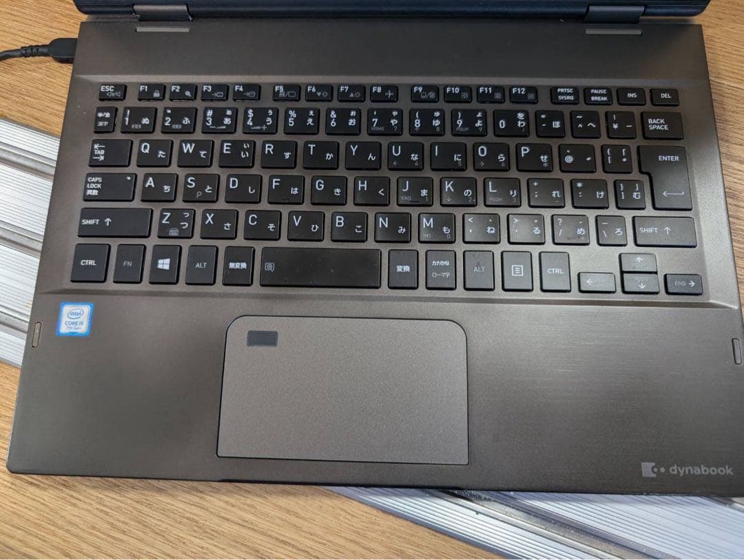 ジャンク　dynabook v72 i5 7200U