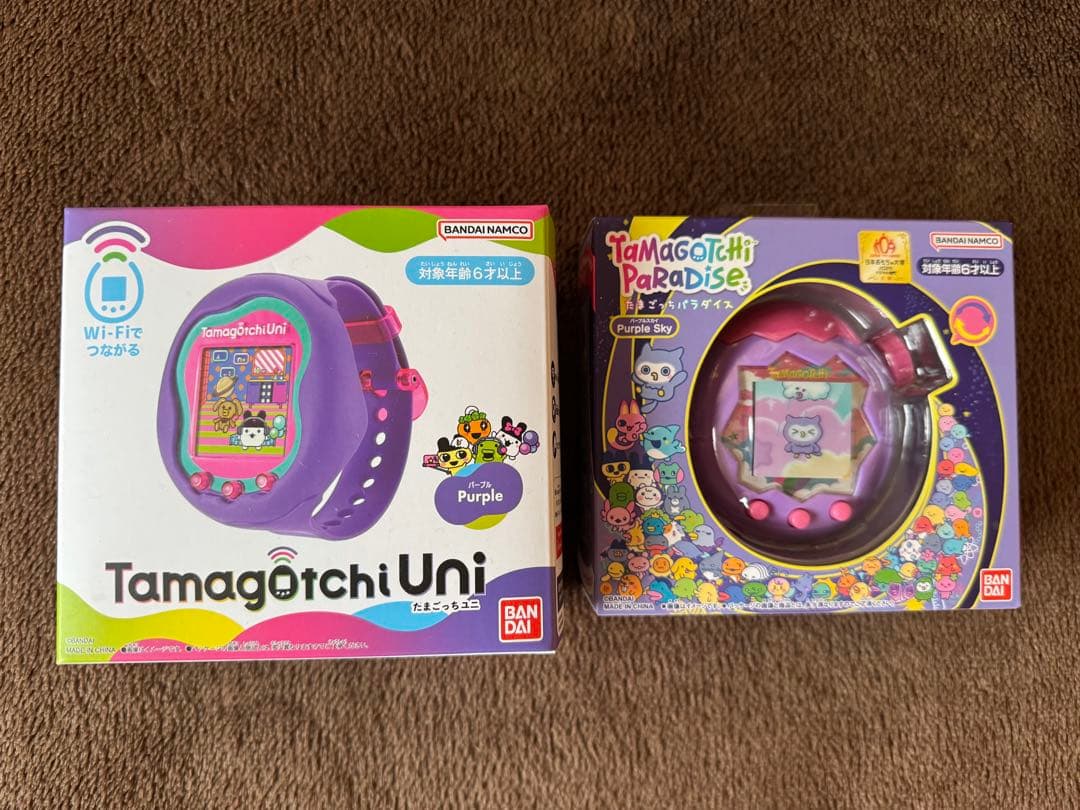 Tamagotchi Uniと Paradise パープルのセット