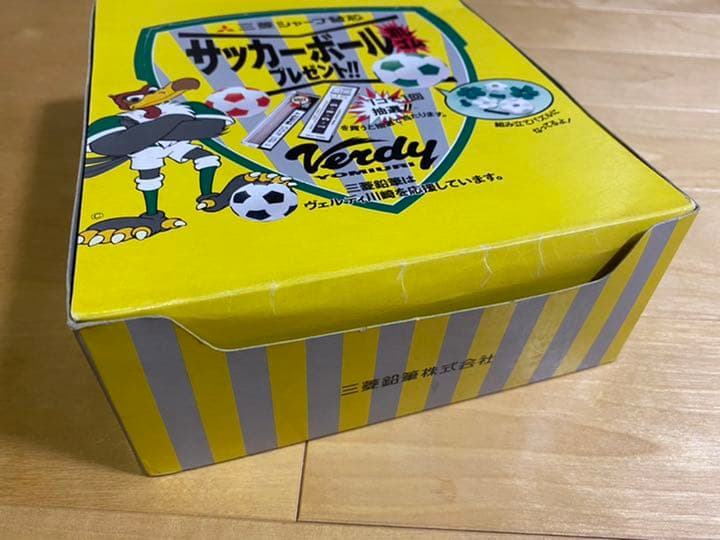 三菱鉛筆 サッカーボール消しゴム 31個＋くじ ヴェルディ 非売品 未使用