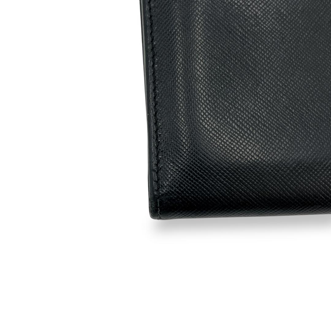 もち様　プラダ　三つ折り財布　コンパクトウォレット　三角ロゴ　サフィアーノレザー