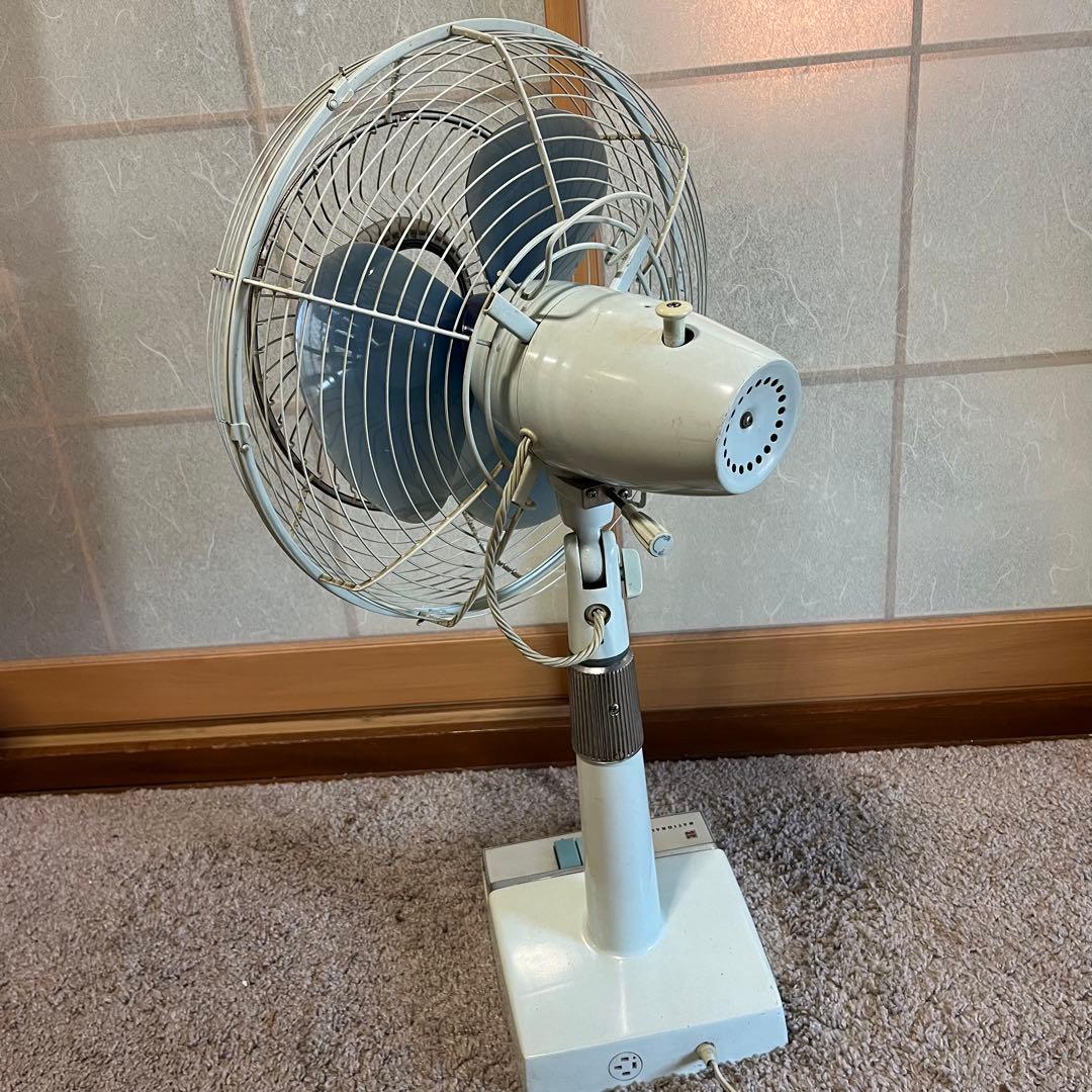 N*g様 昭和レトロ　ナショナル扇風機　水色30cm　ファン