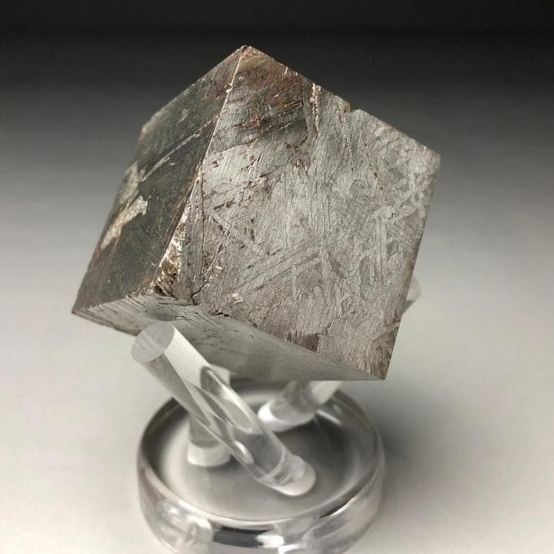 アルタイ隕石　メテオライト 立方体　 鉄隕石　重さ502ｇ