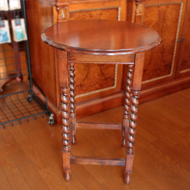 丸型サイドテーブル Φ52cm 木製 花台 ツイストレッグ 627-021