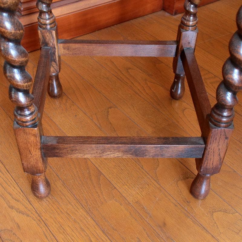 丸型サイドテーブル Φ52cm 木製 花台 ツイストレッグ 627-021