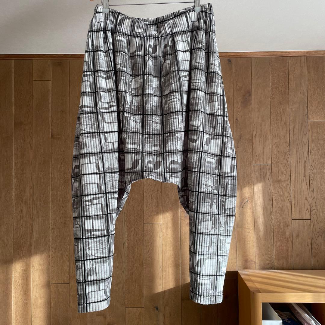 HOMME PLISSE ISSEY MIYAKE イッセイミヤケ　パンツ