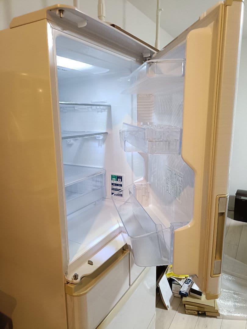 ebsn　SHARP 冷蔵庫 SJ-PW38Y-S 両開き384L 送料別