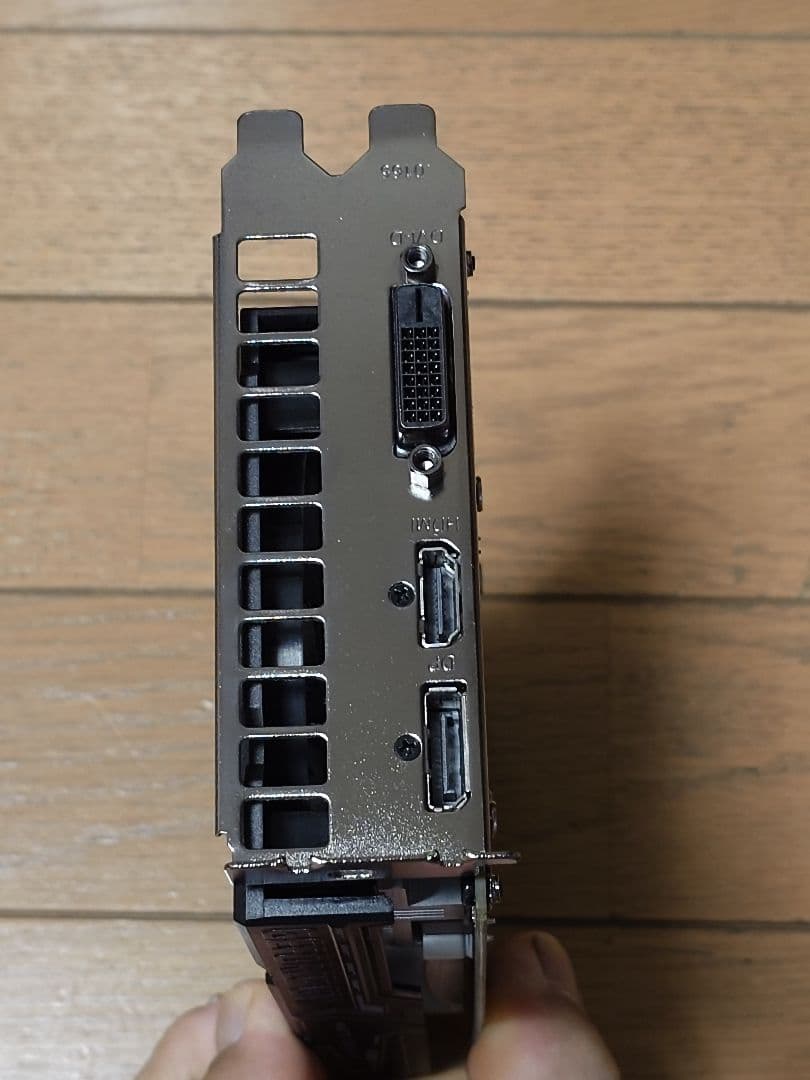 玄人志向 GTX 1650　OC 4GB GDDR5 補助電源不要