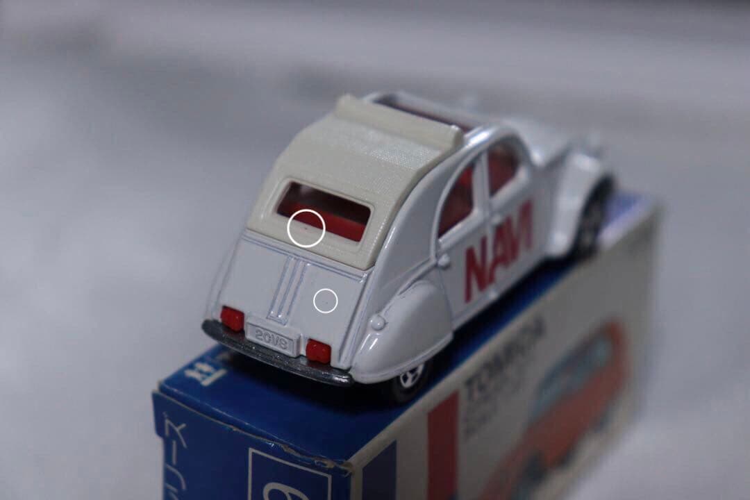 日本製　トミカ　外国車シリーズ　シトロエン　2CV NAVI F39