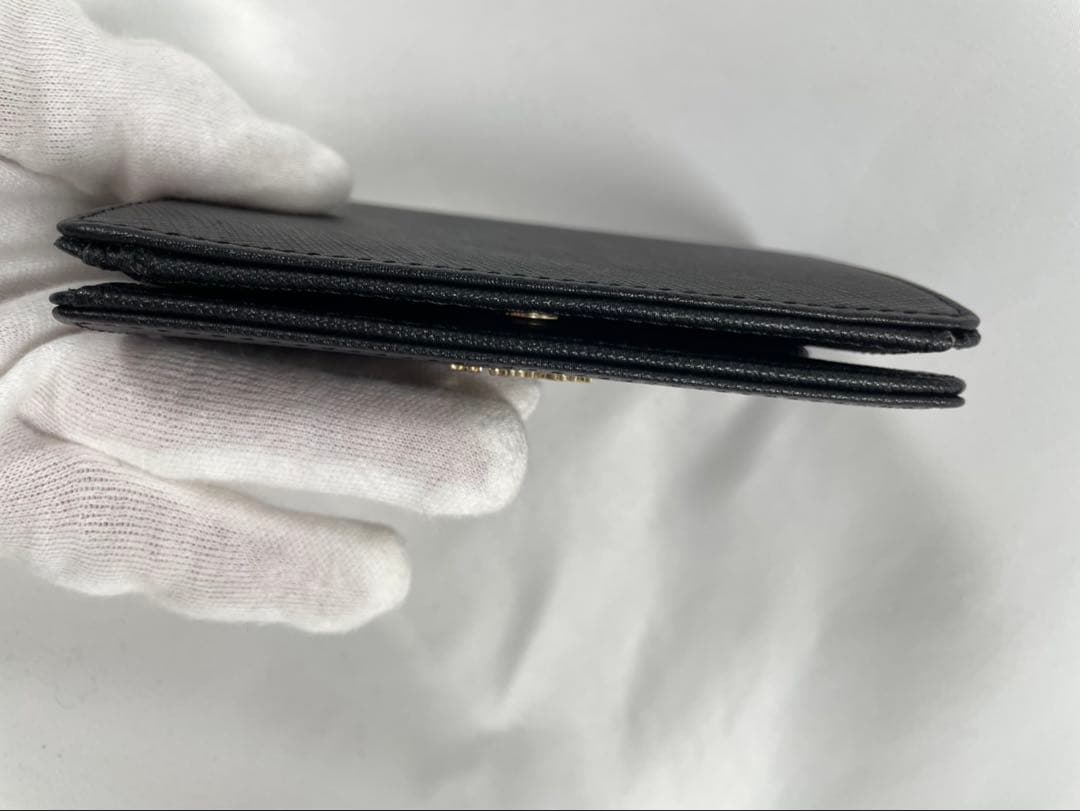 未使用 agnes b. アニエスベー 二つ折り財布 レザー バイフォールド