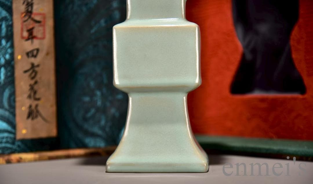 中国古美術・宋汝窯・天青釉双耳四方花觚・青磁・唐物・箱付・花瓶・時代物・古陶磁