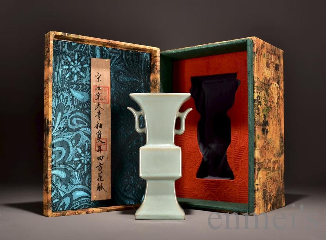 中国古美術・宋汝窯・天青釉双耳四方花觚・青磁・唐物・箱付・花瓶・時代物・古陶磁