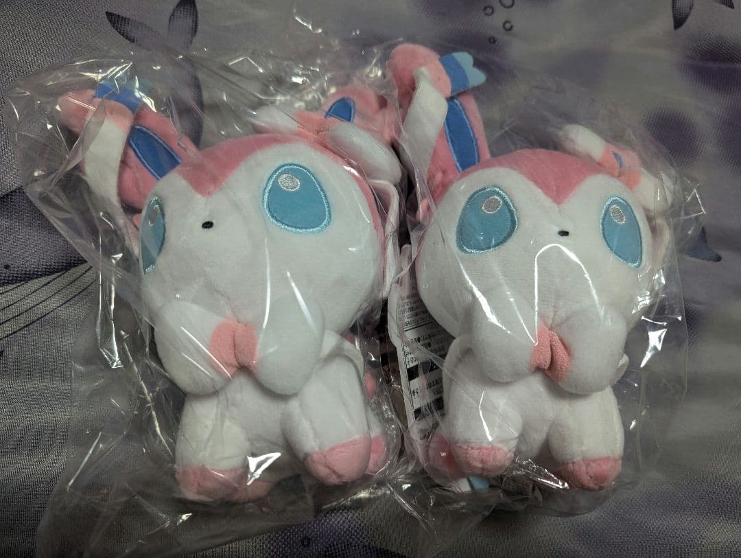 2つセット　ポケモンドールズ　ぬいぐるみ　ニンフィア