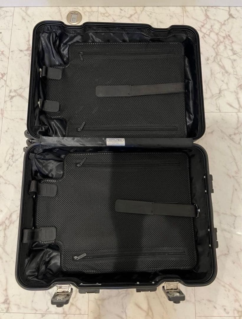 RIMOWA正規品　スーツケース/キャリーケース トパーズ ステルス ブラック