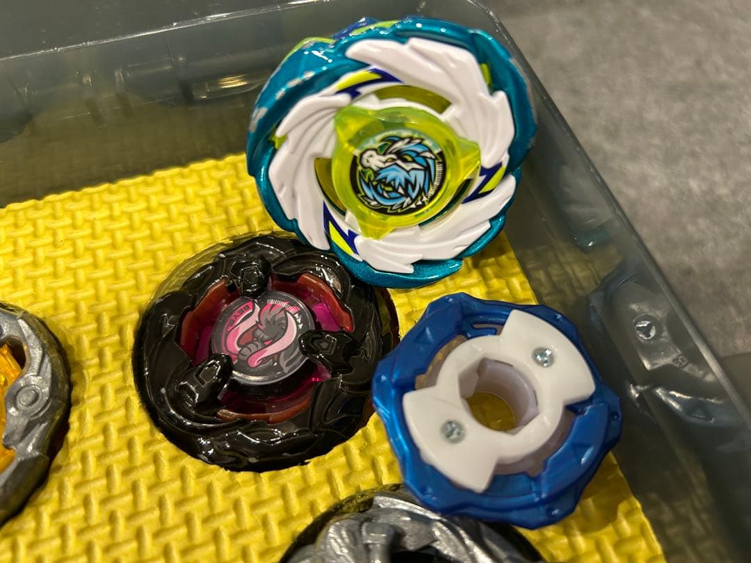ベイブレードx 引退品　中古　まとめ売り