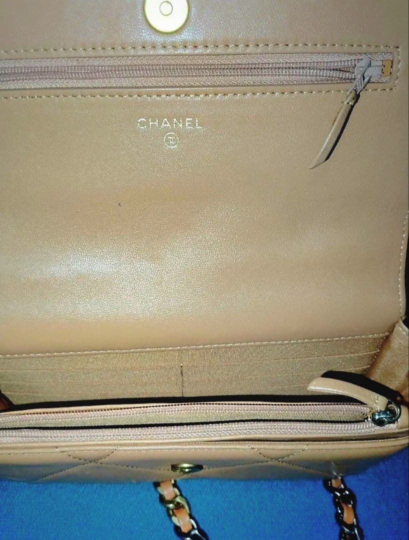 CHANEL19 チェーンウォレット