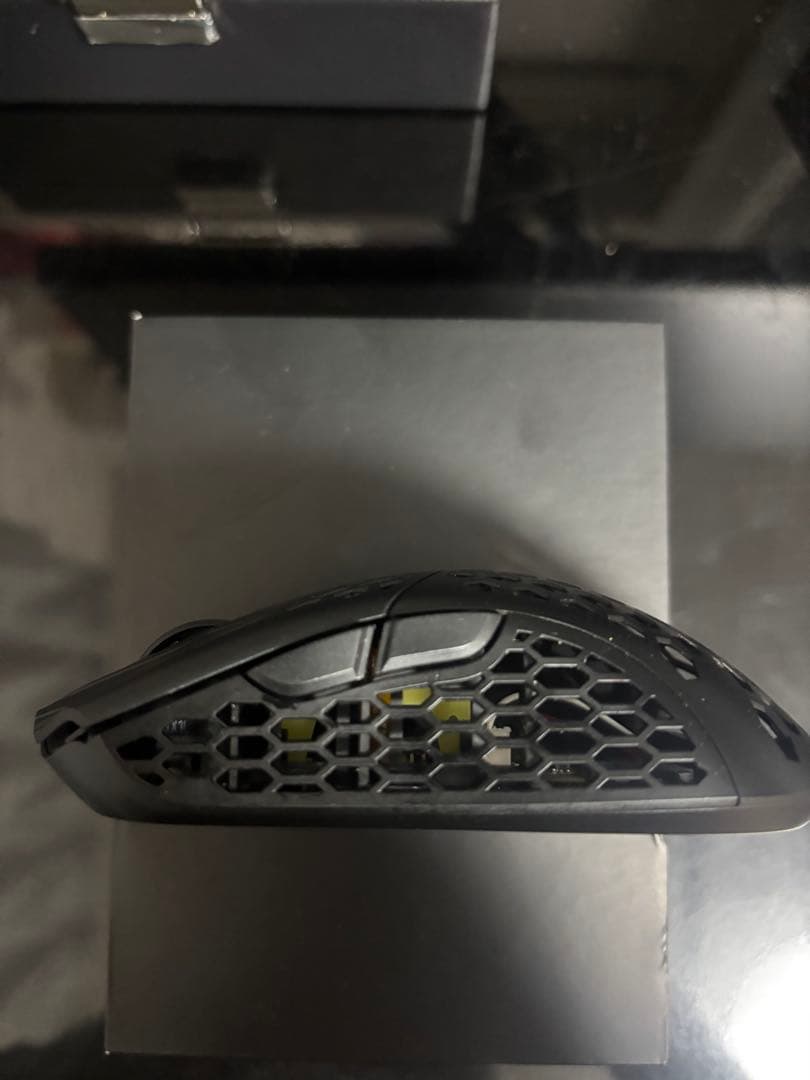 Finalmouse Ultralight X Phantom Lion (Ｍ)