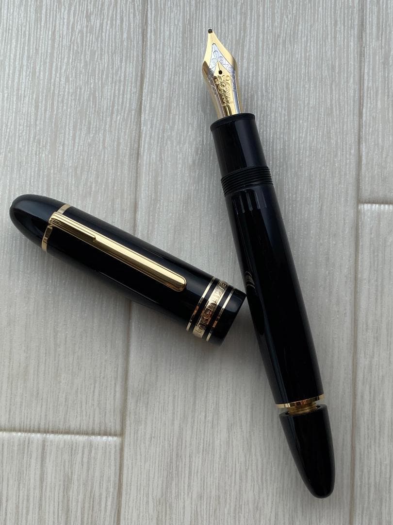 現行品　未使用に近い モンブラン 149 18K 太字 Au750 万年筆