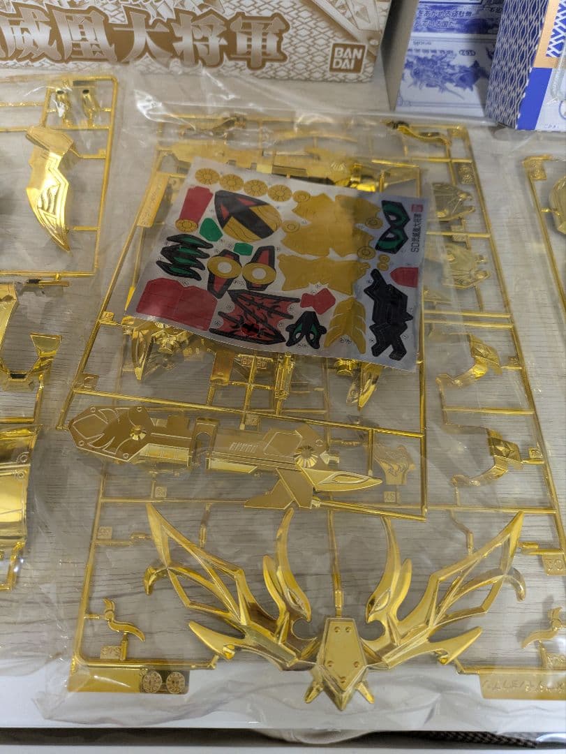 あ*ん様 未開封 武威風大将軍 ゴールドバージョン プラモデル