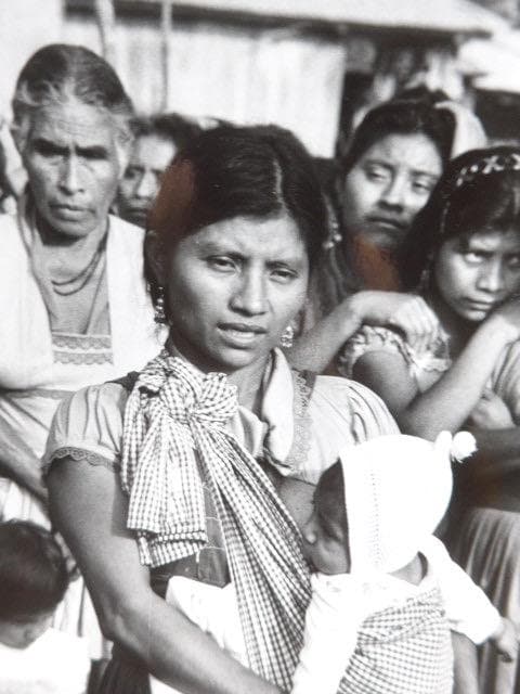 メキシコの女性写真家　アンヘレス・トレホンのオリジナルプリント