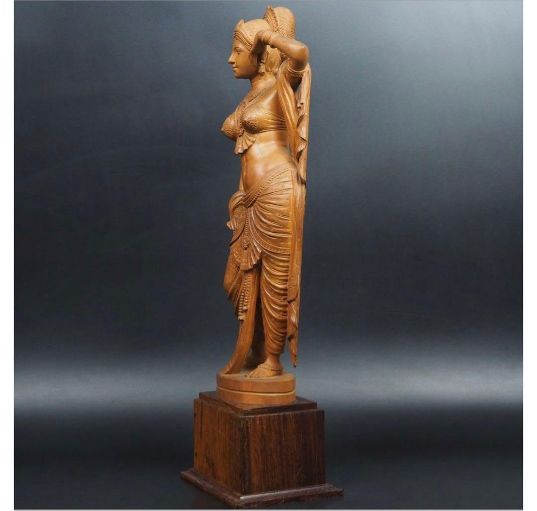 送料無料　時代物　老山白檀　インド白檀細密彫刻女神像　高さ54ｃｍ　本物保証