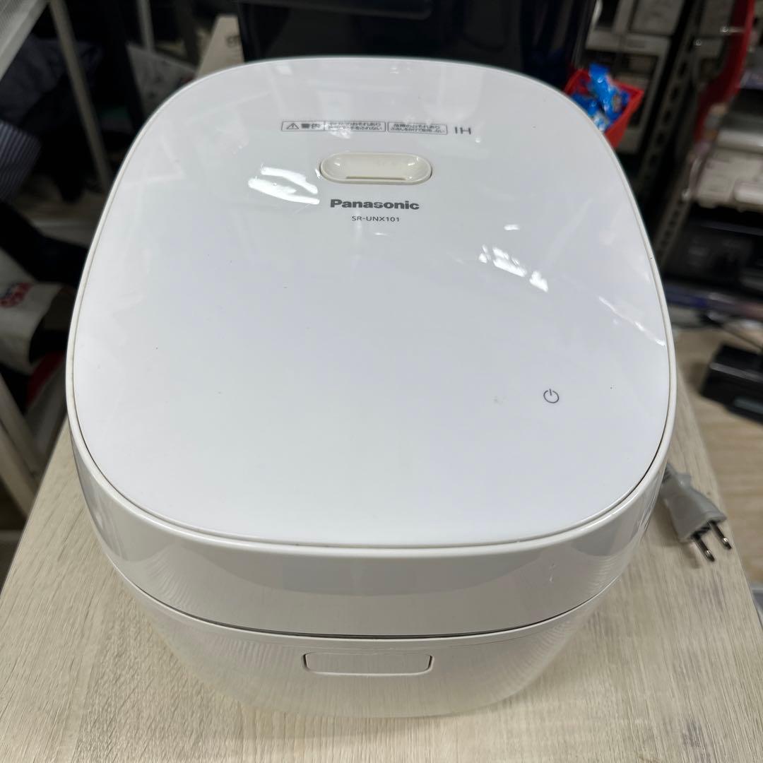【Panasonic/IH炊飯器 SR-UNX101】白　家電　パナソニック
