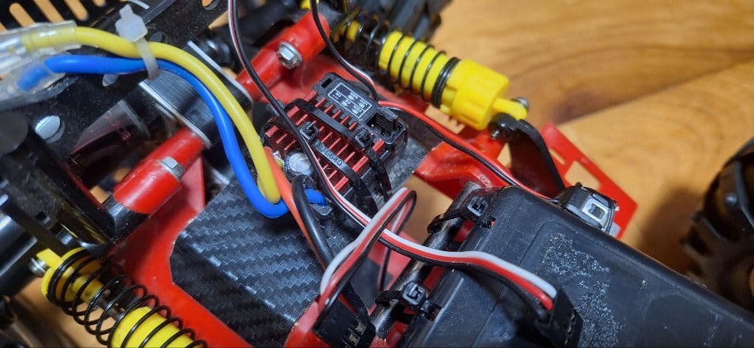 タミヤ モンスタービートル 1/10オフロードラジコン