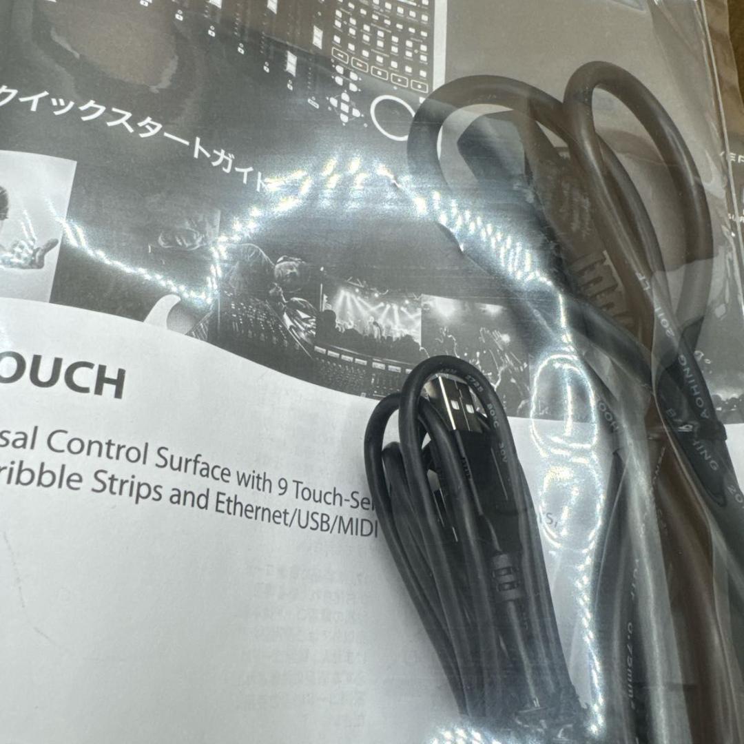 BEHRINGER X-TOUCH 外箱付き　オーディオインターフェイス
