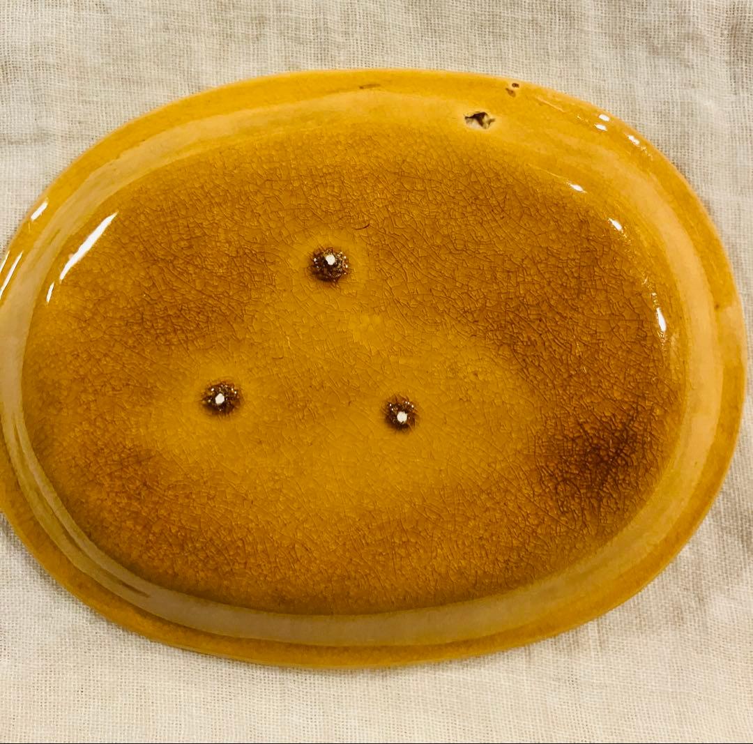 珉平焼　黄釉浮彫龍紋小判皿　2客