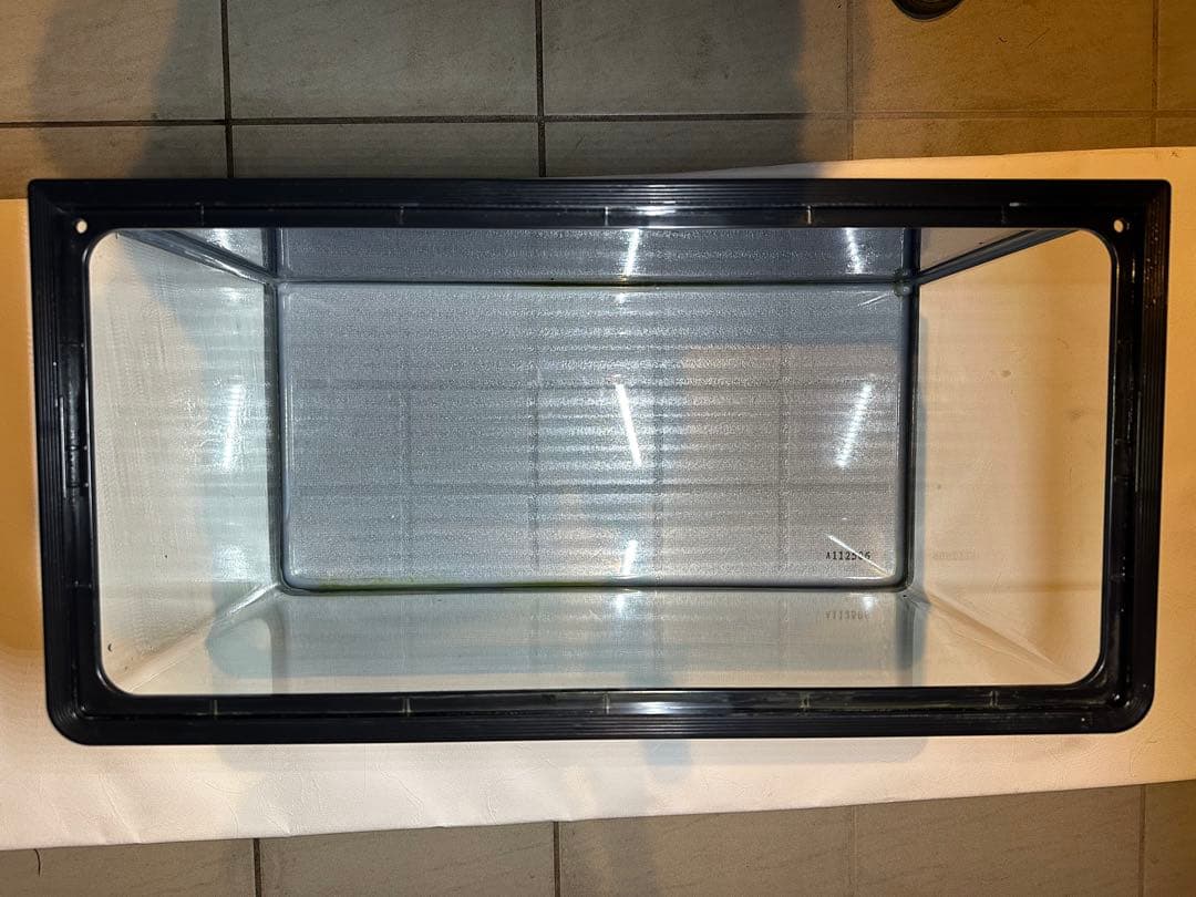 ６０センチ　水槽　曲げガラス　ライト　上部フィルター　GEX