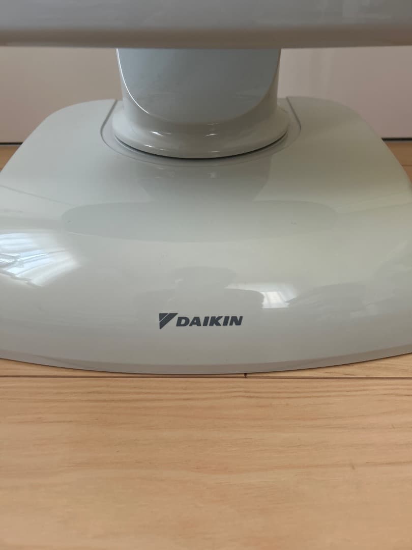【美品】DAIKIN セラミックヒーター ホワイト