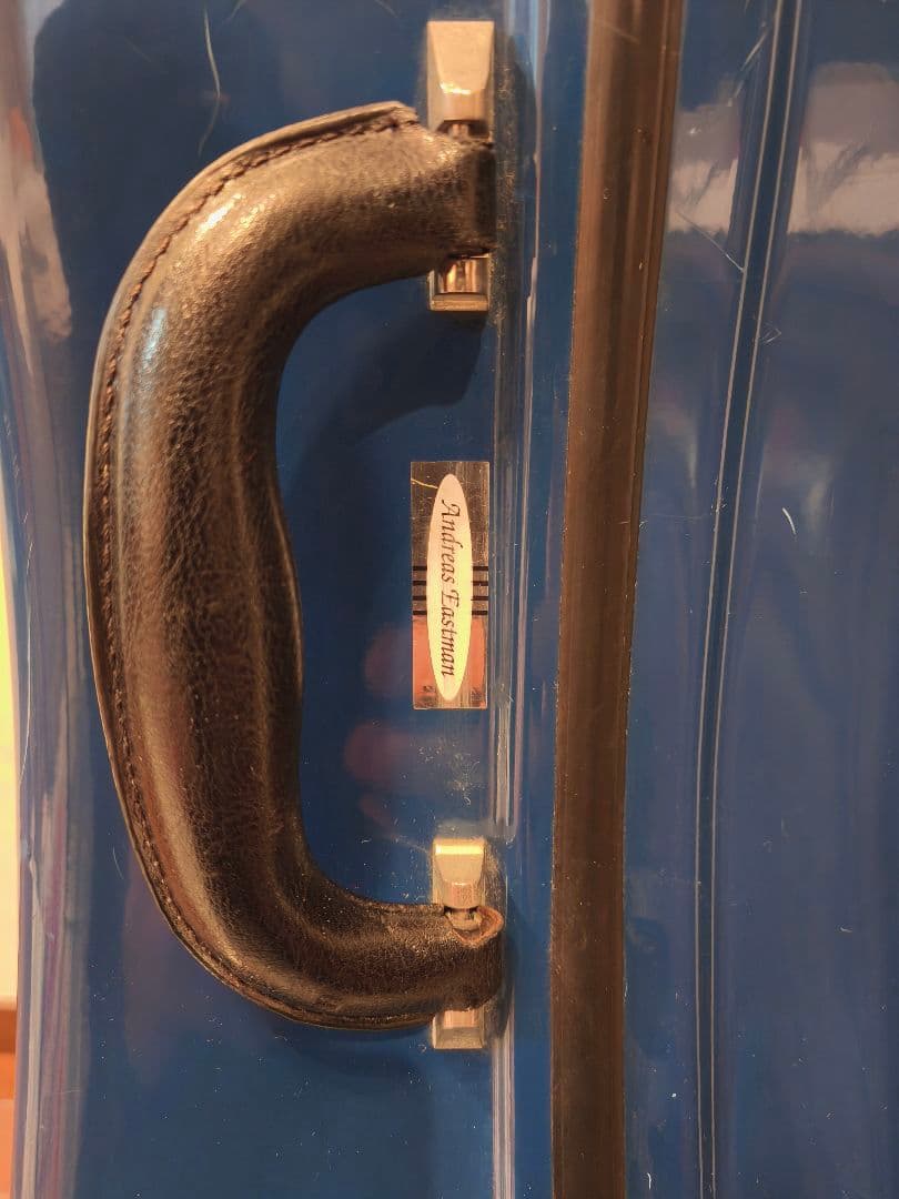 チェロ　ハードケース　Andreas Eastman　中古