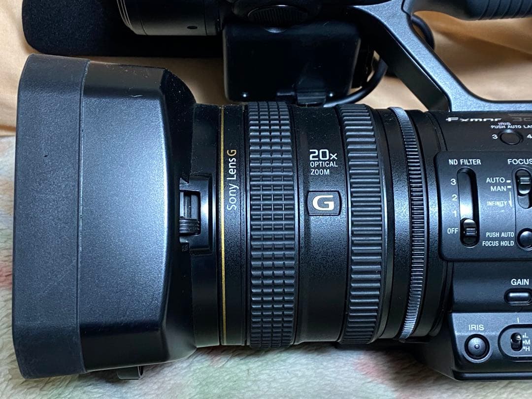 キ*イ様 Sony HXR-NX3 バッテリー付属　説明欄必読願います