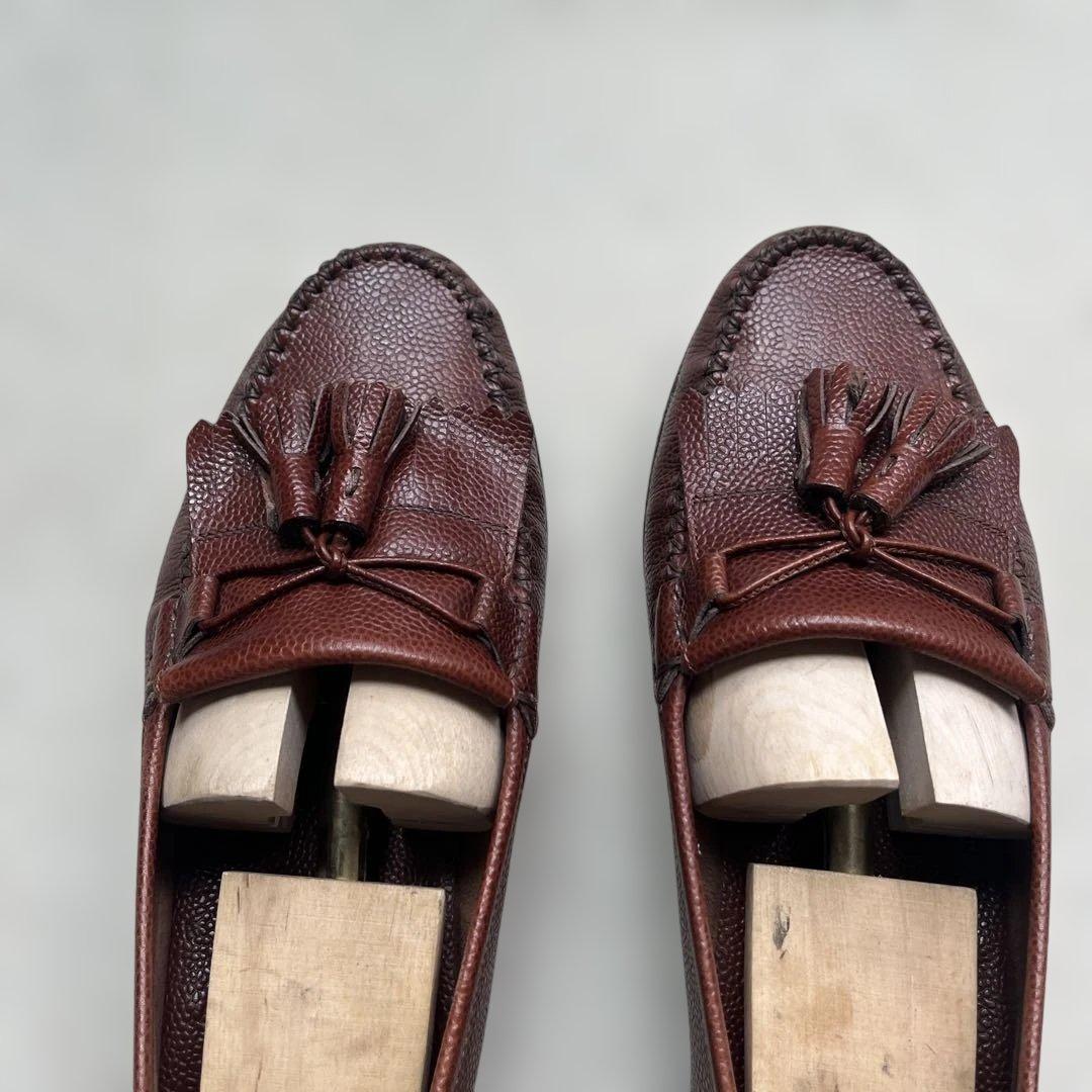 フェラガモ ダークブラウン タッセル付きレザー モカシン