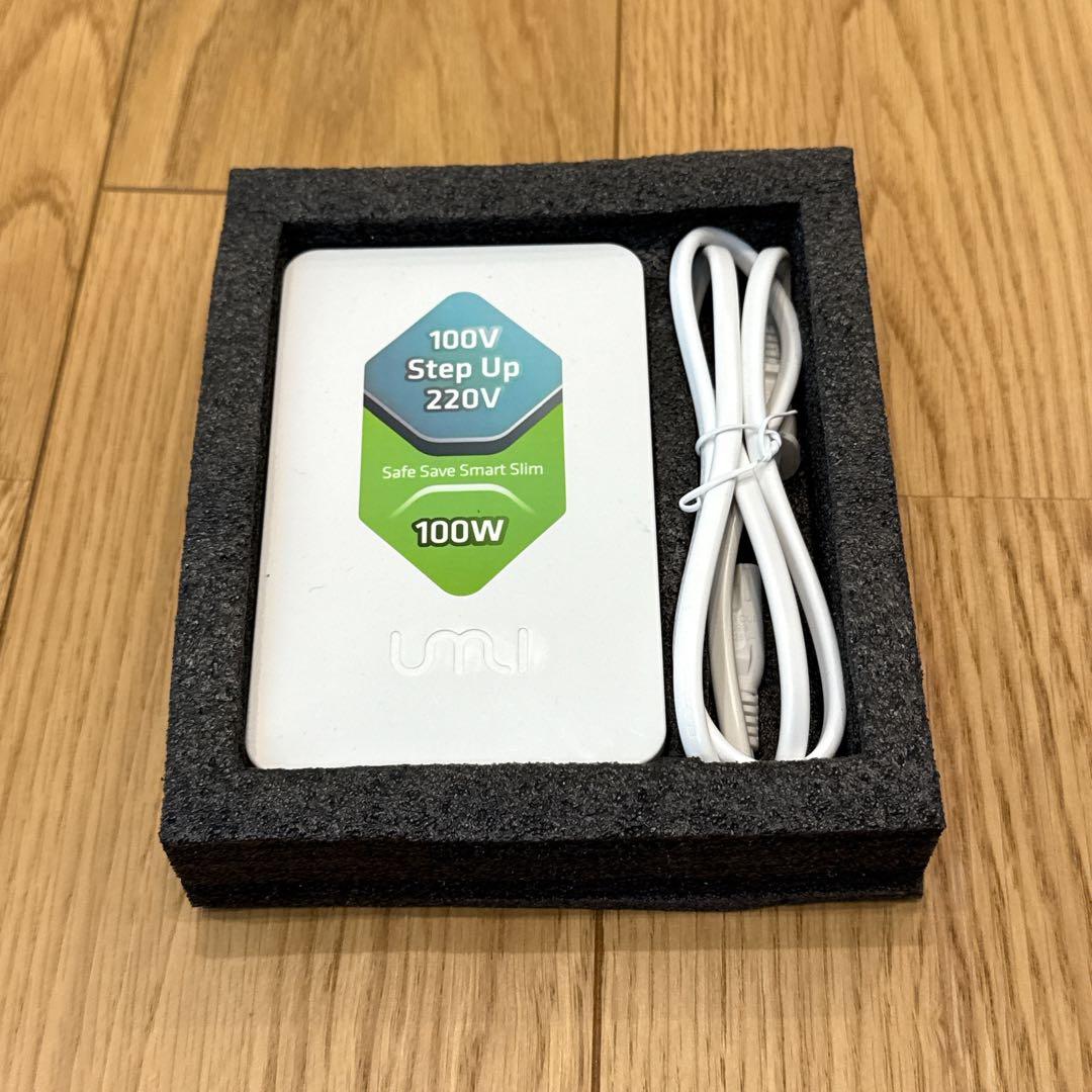 ステップアップ電圧コンバーター ヨーロッパ&アジア用 220-240V