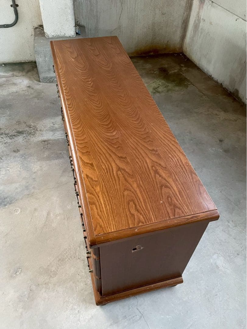 人気の丸脚　サイドボード　リビングボード　チェスト　収納棚