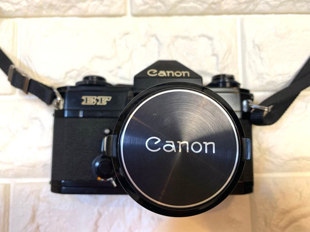 キャノンCanon EF 一眼レフカメラ 50mmレンズ付き