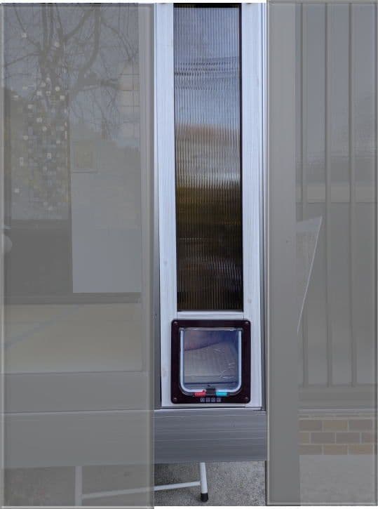 [行って帰る君]　ペットドア　ペット スルー　大型