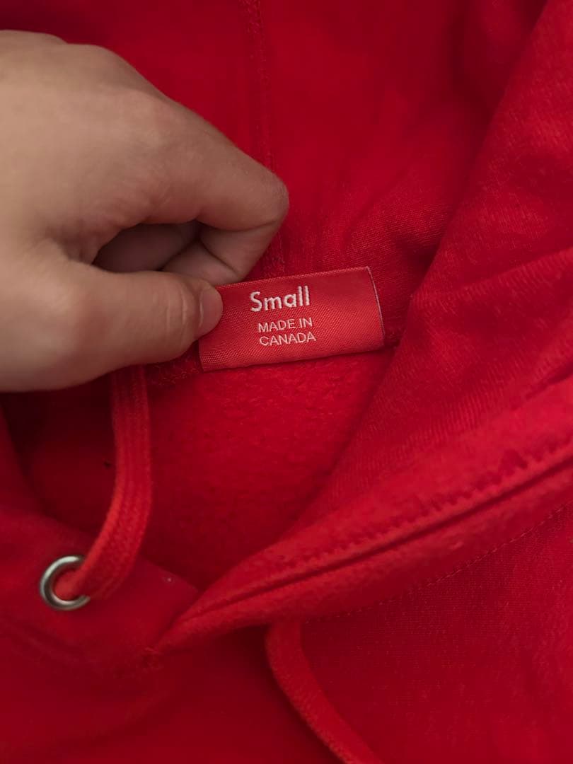 SUPREME レッド パーカー Sサイズ