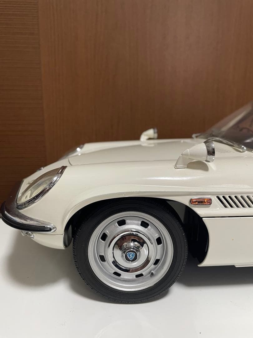 デアゴスティーニ マツダ コスモスポーツ 完成品 エンブレム付