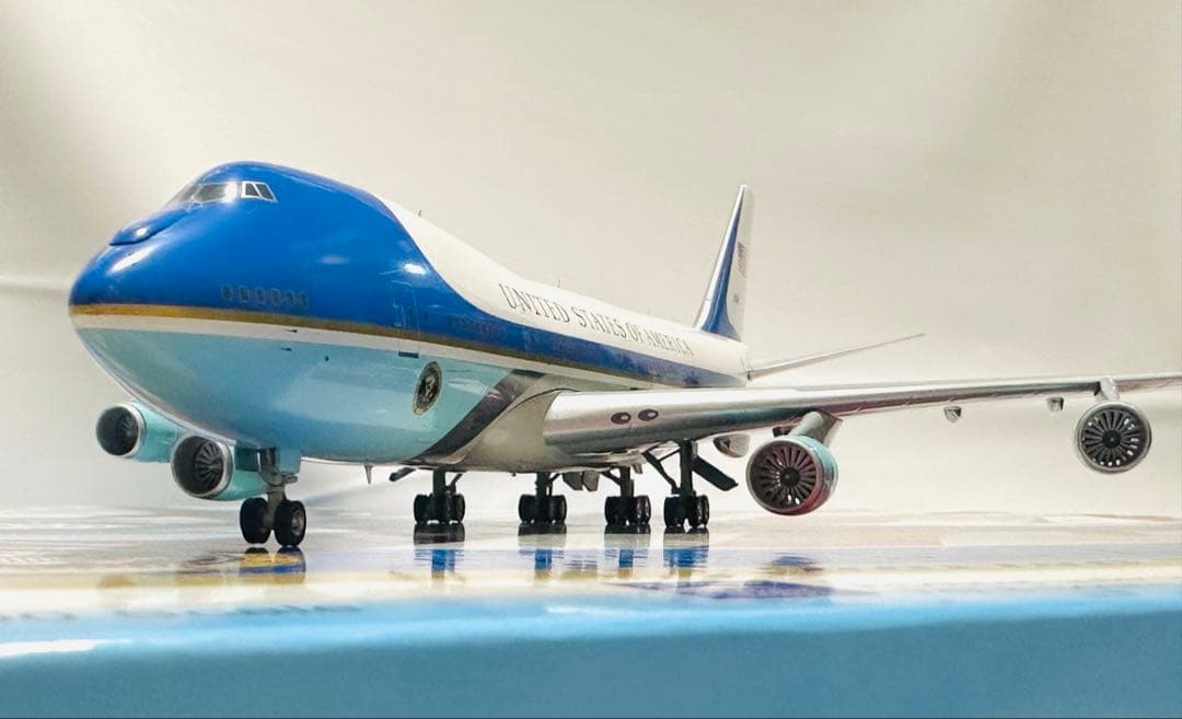 航空機・ヘリコプター INFLIGHT 1/200 B747-200 VC-25A