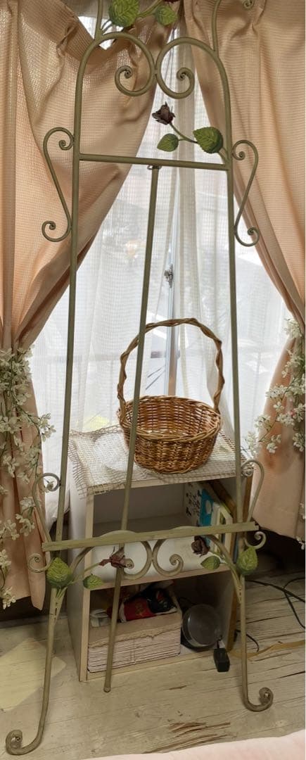 装飾イーゼル　店舗にも