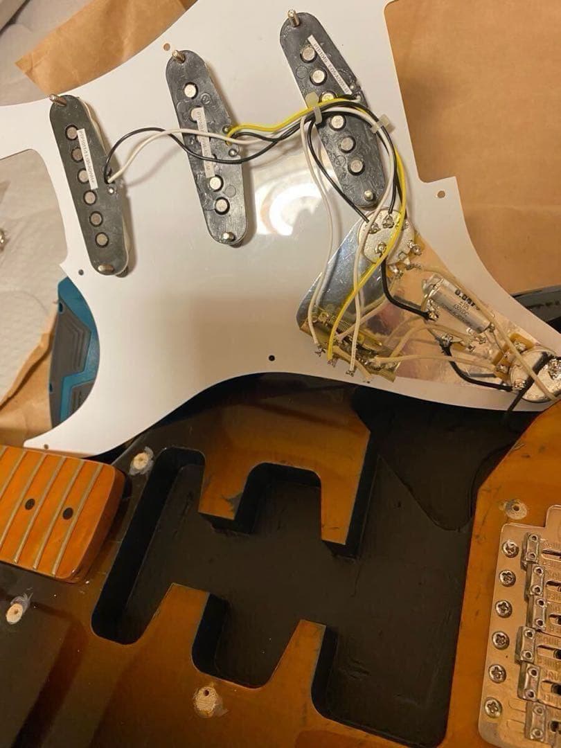 Squier classic vibe 50s ストラト　カスタム品