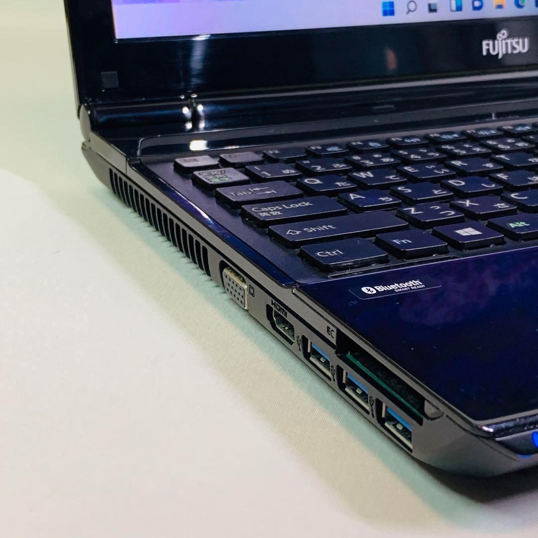 Core i3✨カメラ✨SSD✨オフィス✨Windows✨富士通✨ノートパソコン