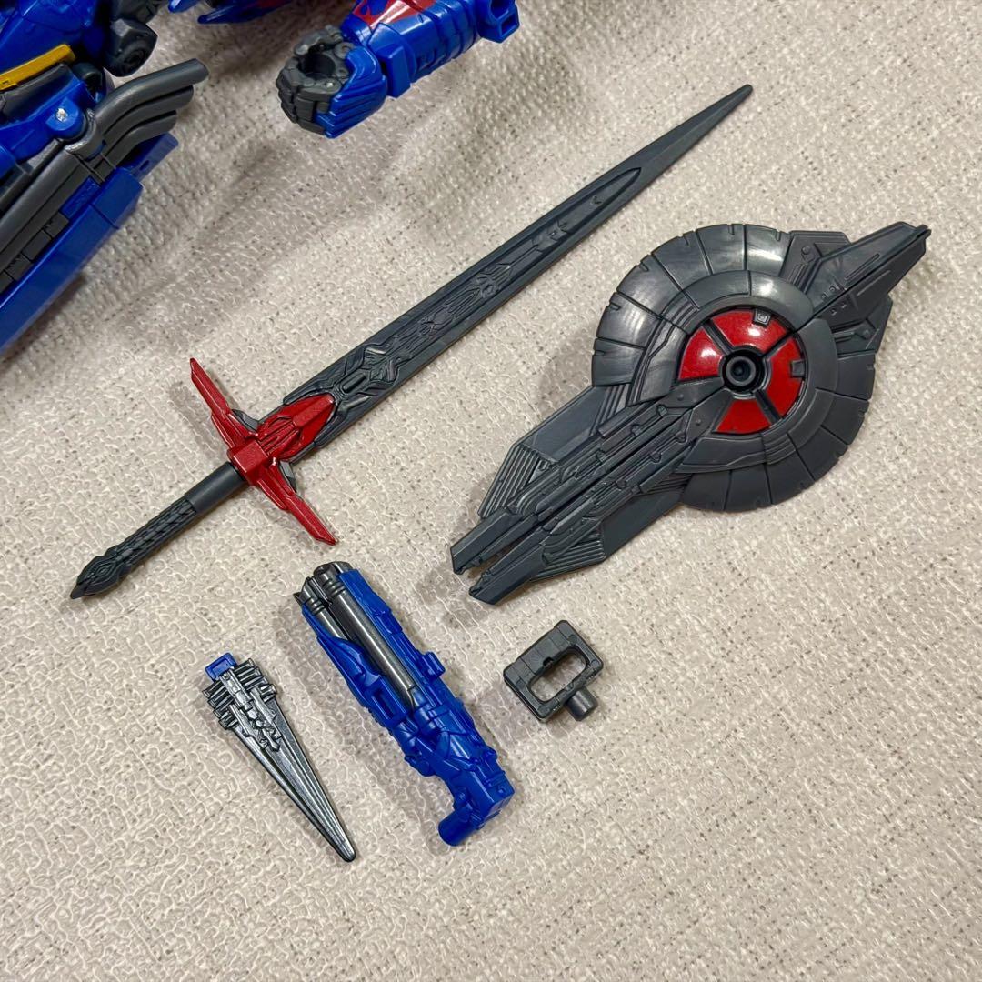 トランスフォーマースタジオシリーズ ネメシスプライム (最近の騎士)