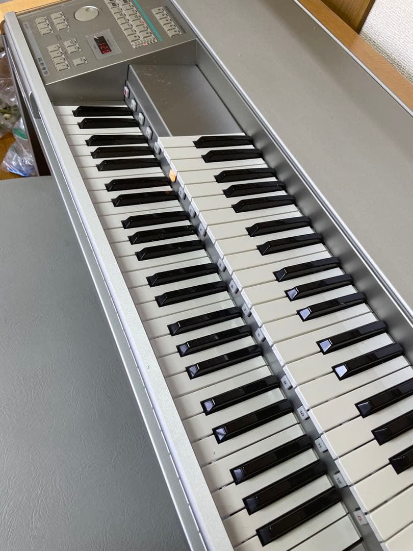 ヤマハ　ELS-01 エレクトーン　　✴︎注意参照ください