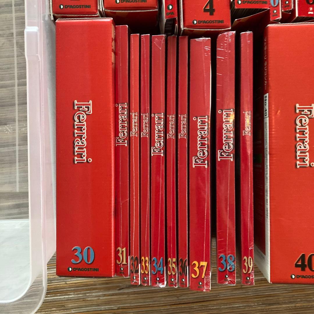 未開封　ディアゴスティーニ　フェラーリF2004 1〜54巻　部品欠品なし