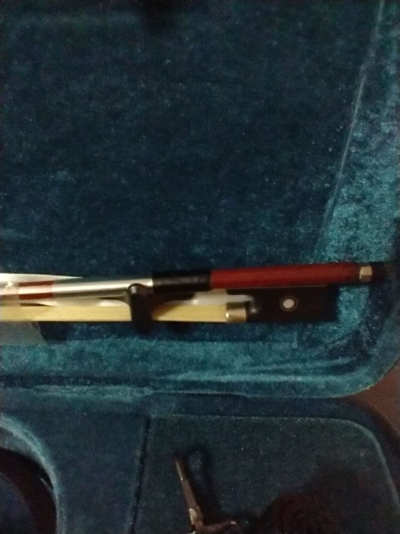 新品　Yamahaモデル セイレントバイオリン　エレキバイオリン