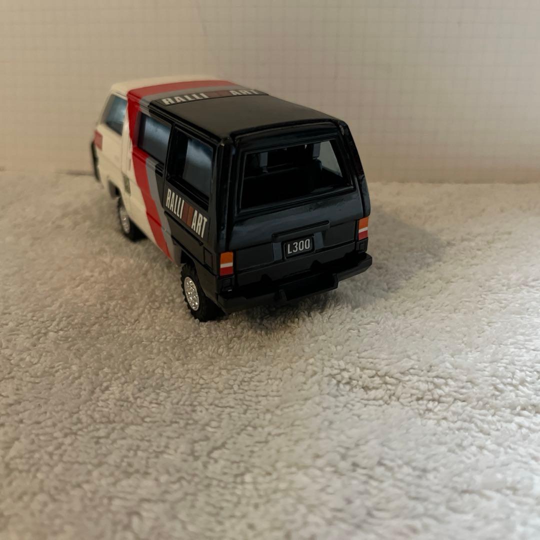 三菱デリカ　スターワゴン1/40 ミニカー